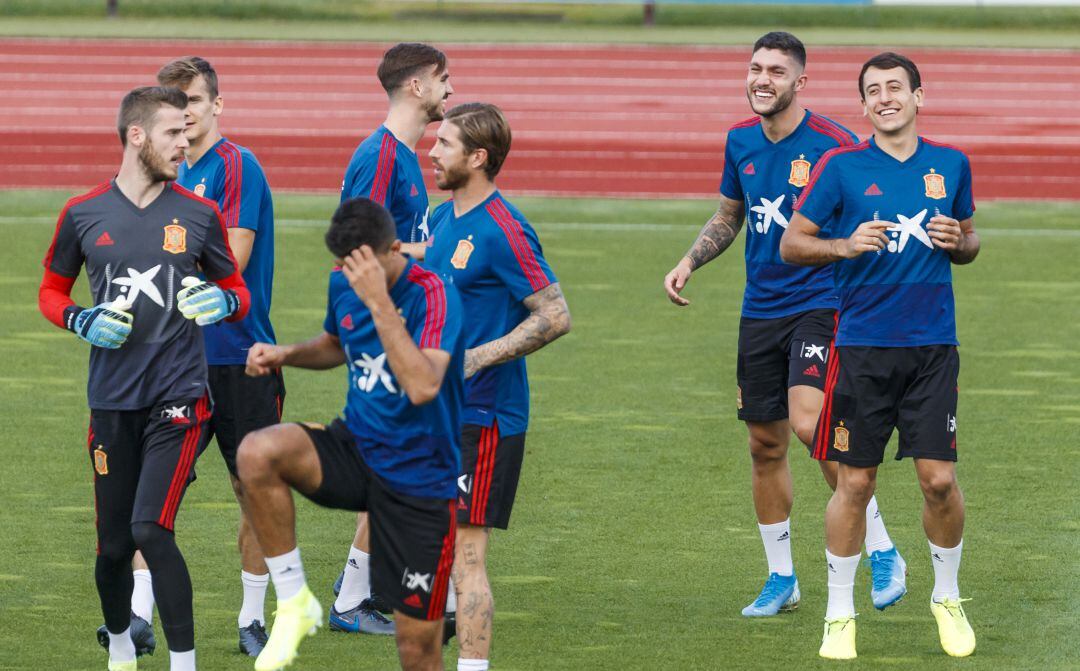 De Gea y Ramos, en un entrenamiento de la selección española.