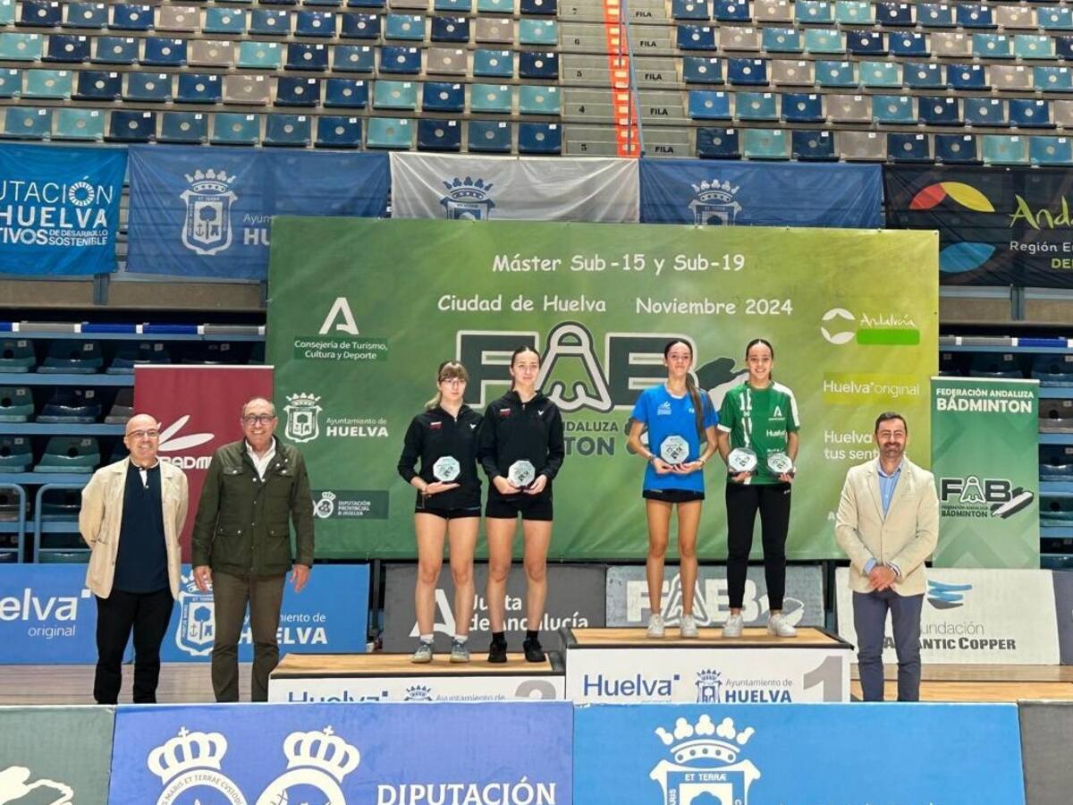 Alba Moriel y Ana Agua, del Club Bádminton Benalmádena, campeonas del Máster Nacional