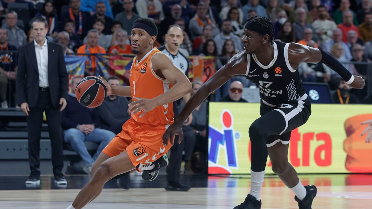 El Valencia Basket agranda la machada y acaba la primera vuelta de Euroliga como líder