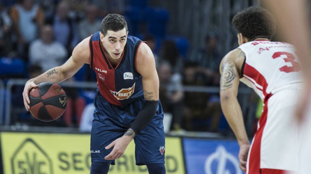 Vildoza completó varias jugadas espectaculares.