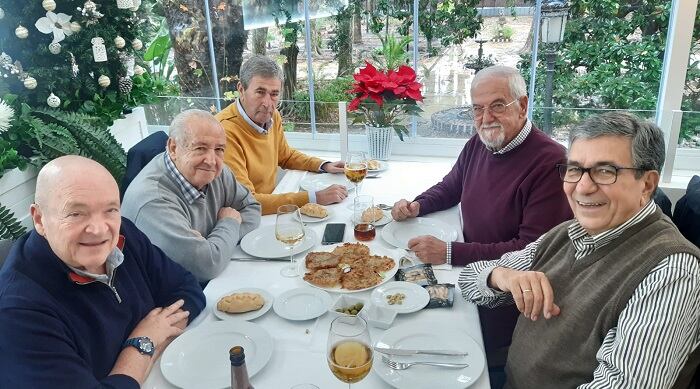 Los exalcaldes durante el encuentro de ayer