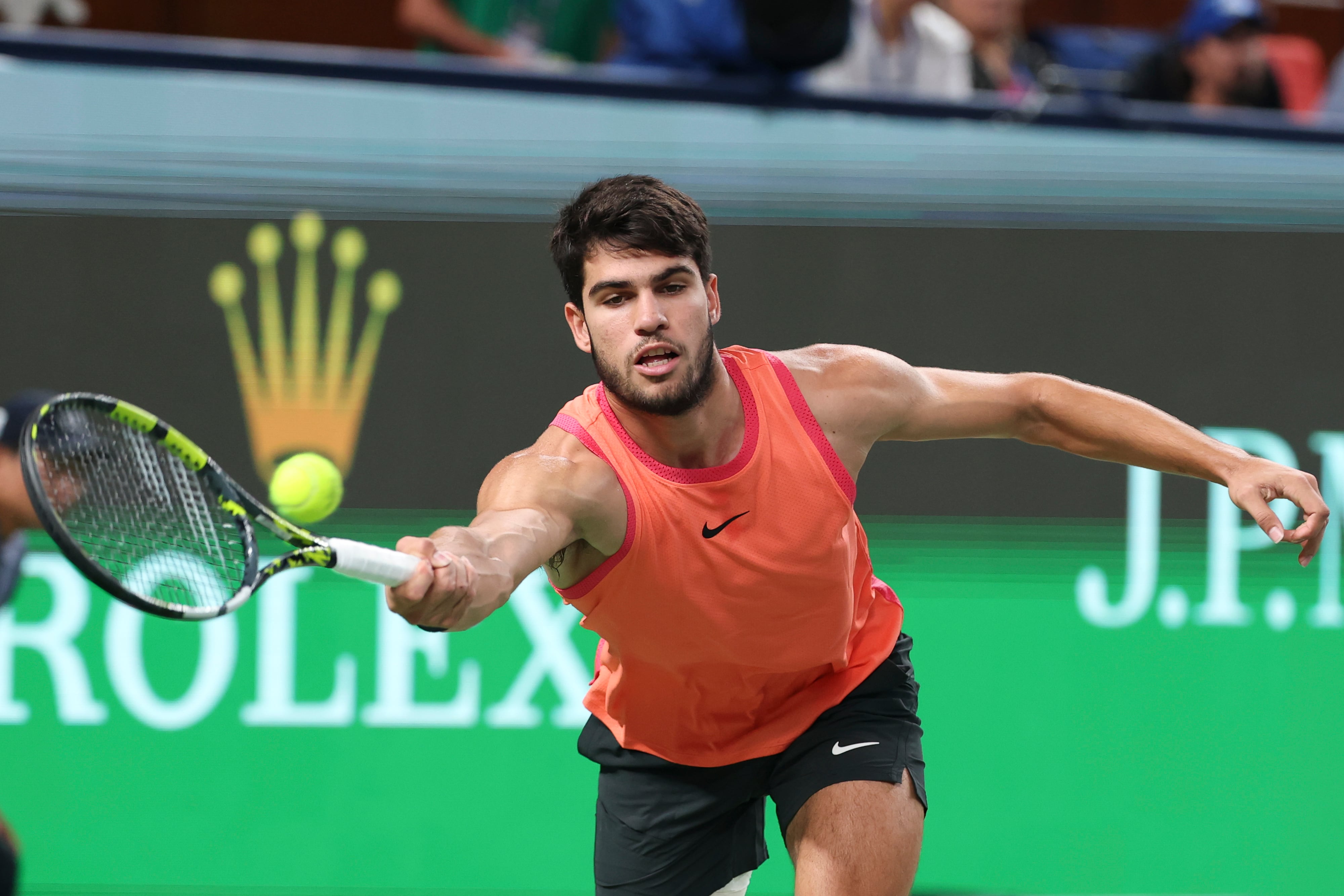 Carlos Alcaraz, en su debut en el Masters de Shangái ante el chino Shang