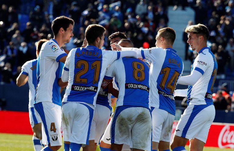 Los jugadores del Leganés celebran un gol ante el Villarreal