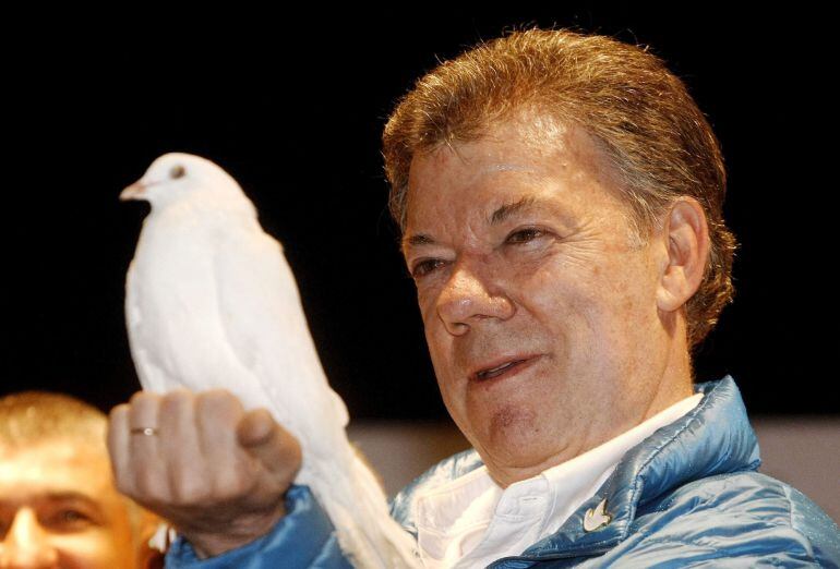 Fotografía de archivo del presidente de Colombia, Juan Manuel Santos, que ha ganado hoy el premio Nobel de la Paz 2016