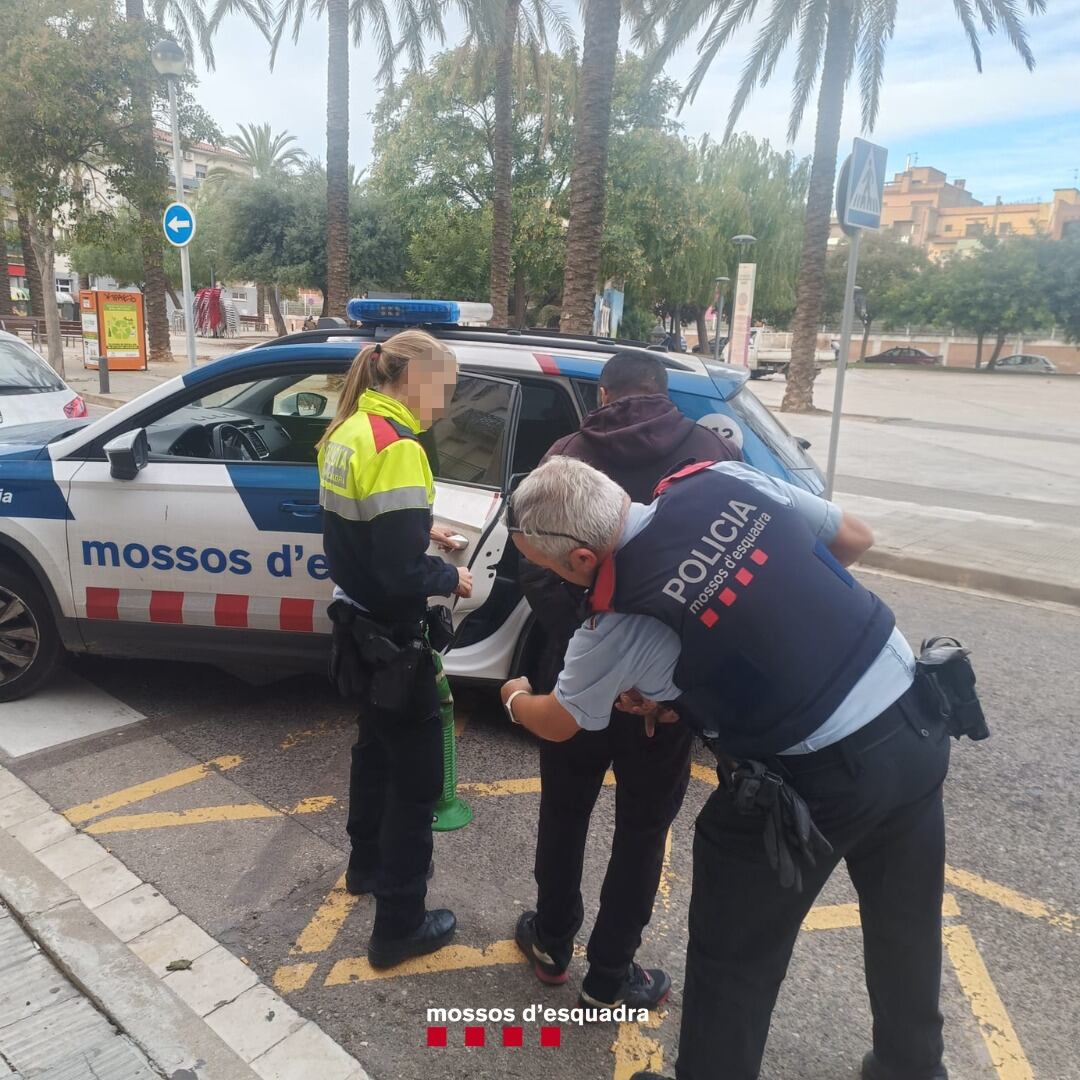 Detingut l’home que va atropellar un mosso al Vendrell