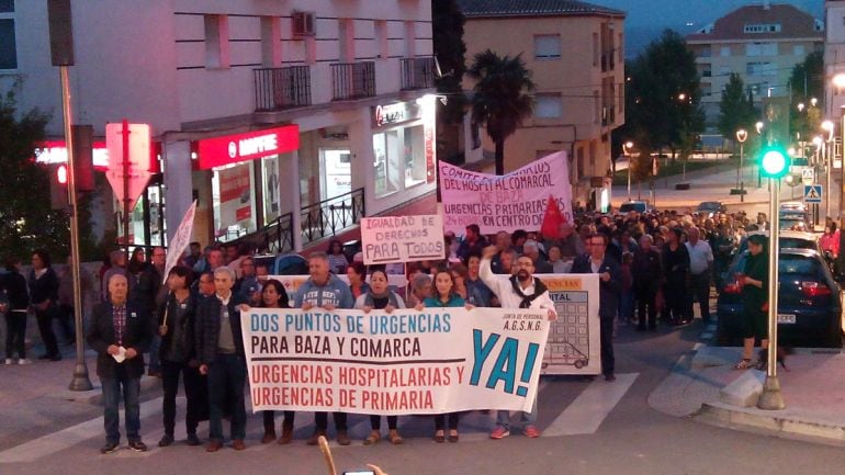 Manifestación en Baza (Granada) por dos servicios de urgencias diferenciados