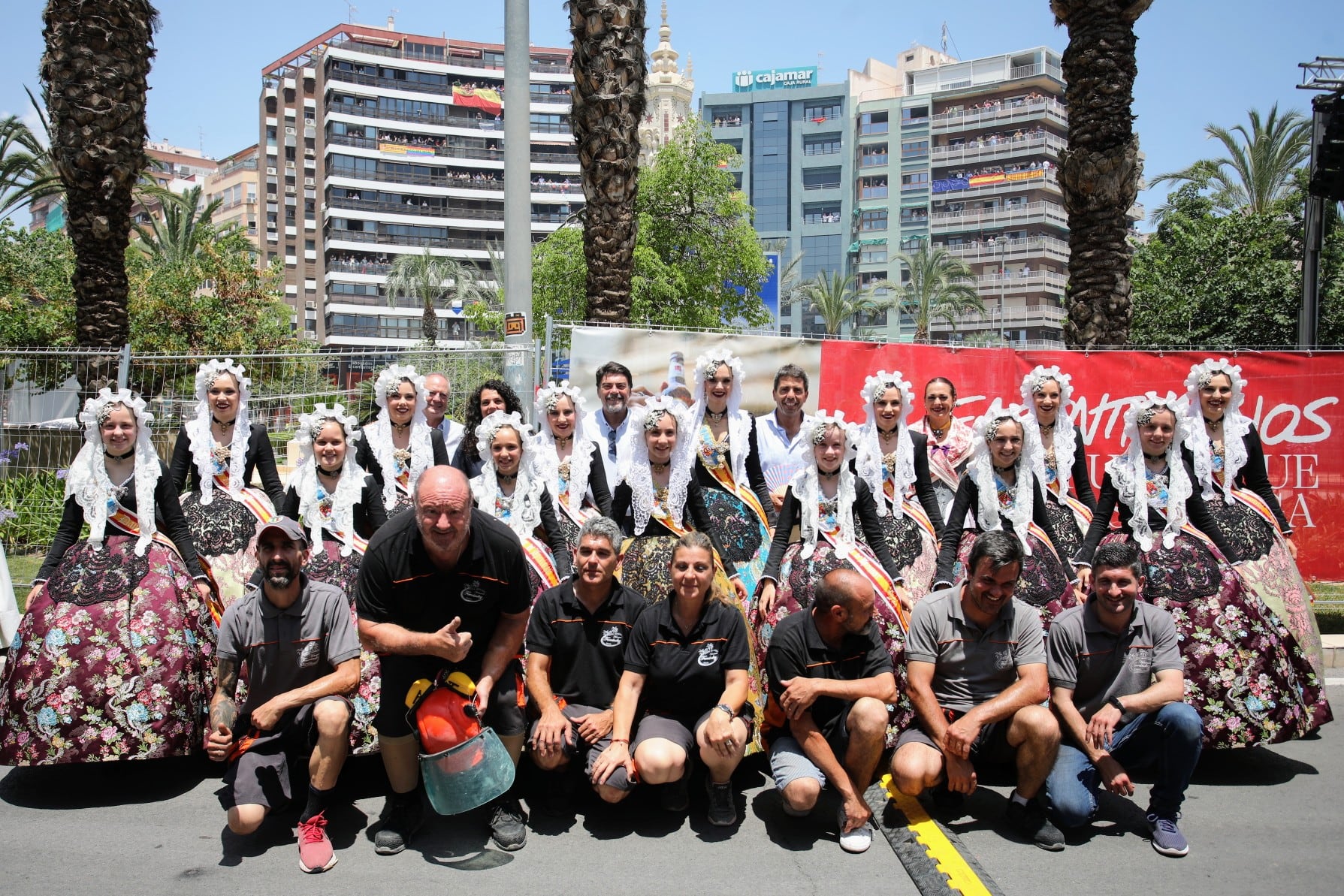 Pirotecnia Hermanos Ferrández gana el concurso de mascletás de Alicante 2023