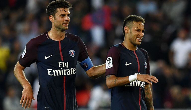 Motta y Neymar, en un encuentro del PSG.