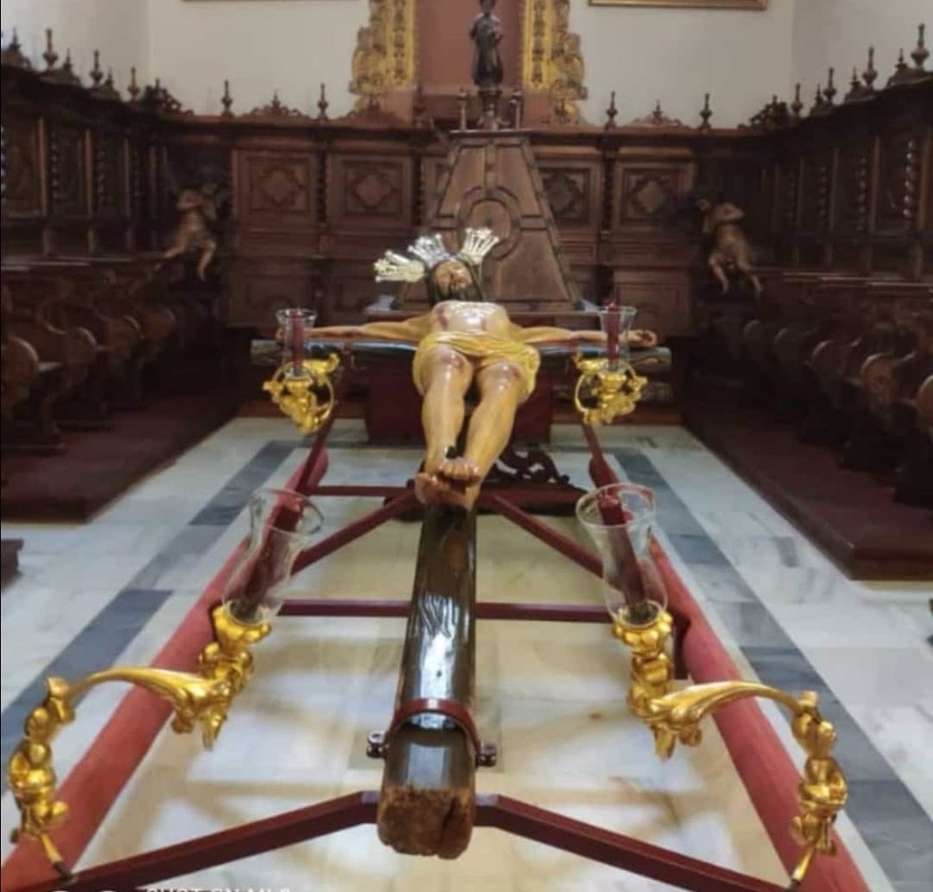 El Cristo de la Estrella de La Algaba procesiona esta tarde en rogativa por la lluvia.