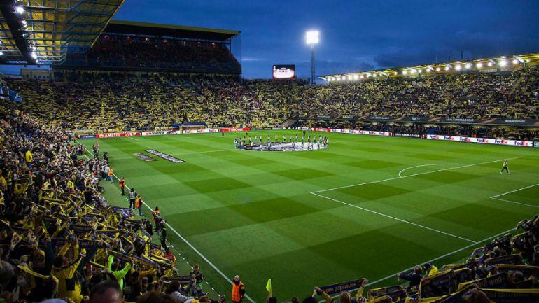 Estadio de El Madrigal en el partido de semifinales de la Europa League ante el Liverpool F.C.