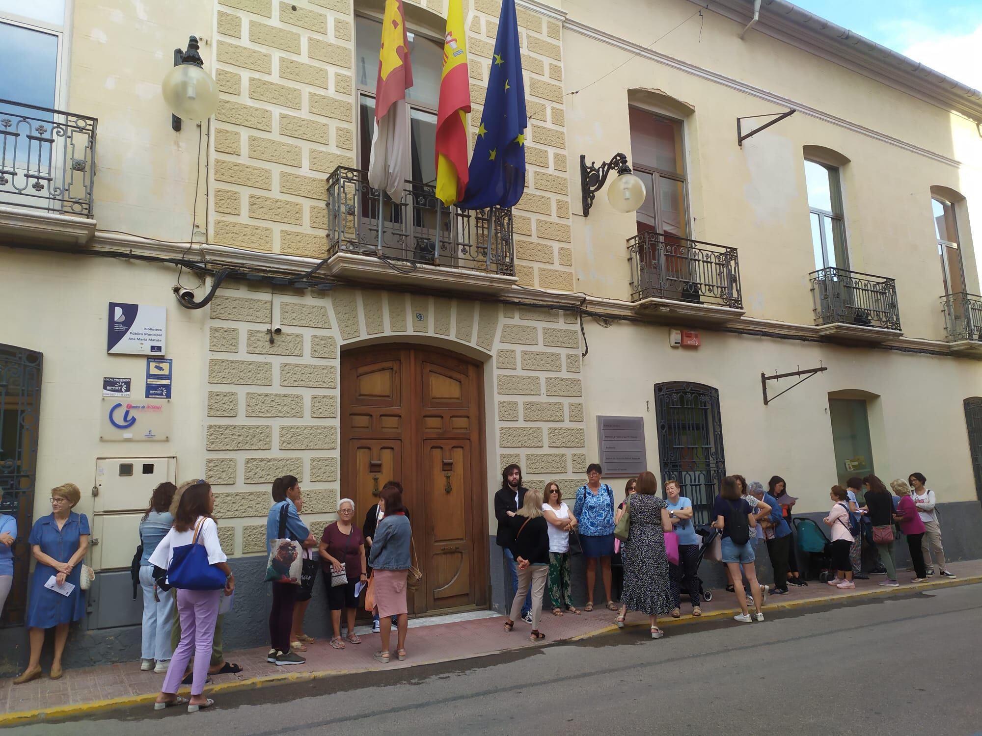 Exterior de la Casa de Cultura de Caudete