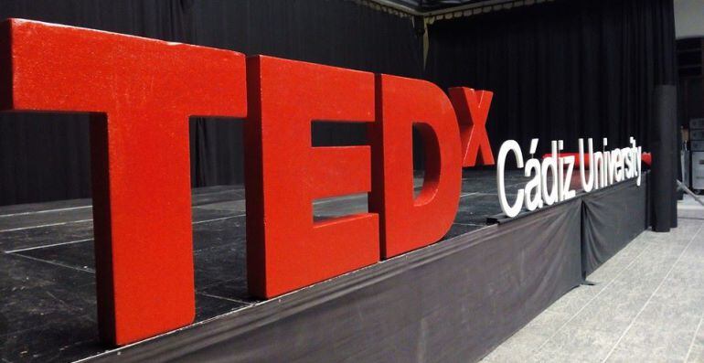 Escenario del evento TEDxCádizUniversity