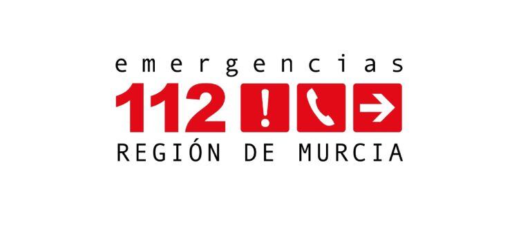 Cuatro heridos al colisionar una furgoneta con trabajadores y un camión