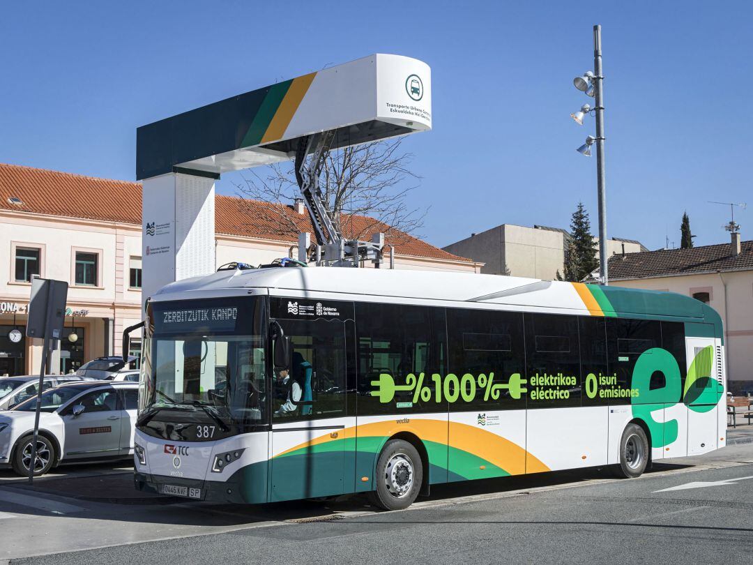 Autobús eléctrico del Transporte de la Comarca de Pamplona