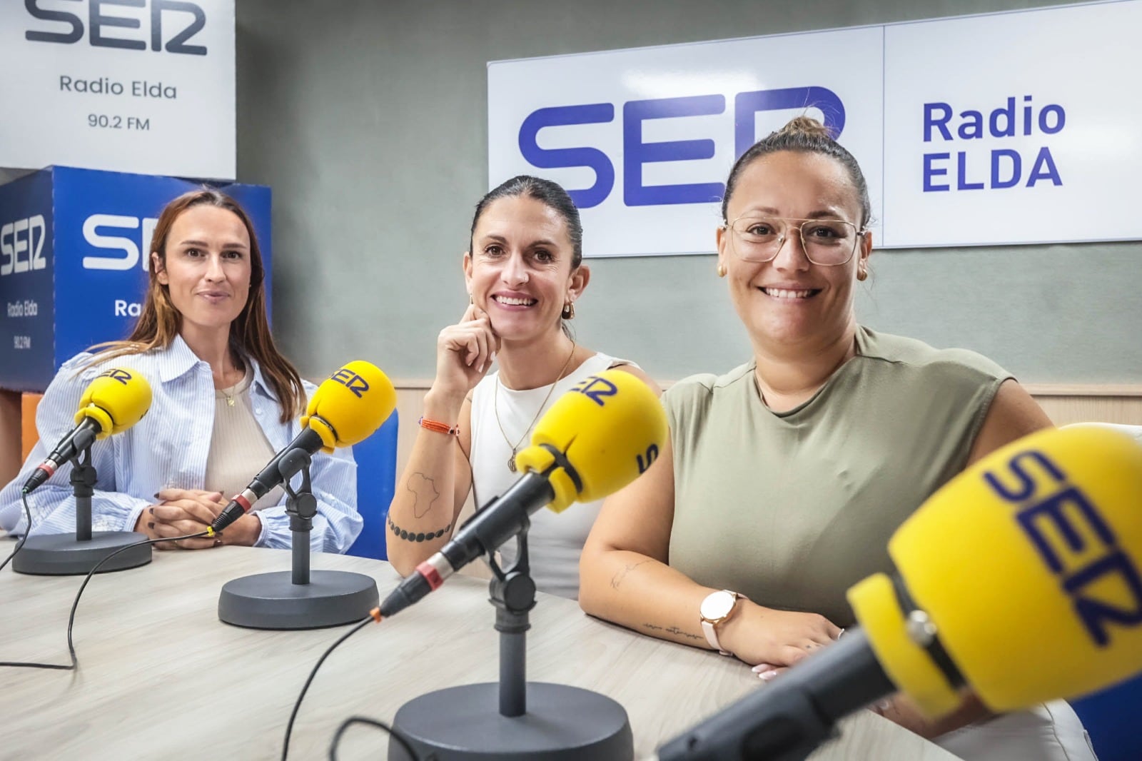 Las psicólogas relataron en el programa Hoy por Hoy Elda Vinalopó cómo un viaje con sus hijos se convirtió en una lección de vida.