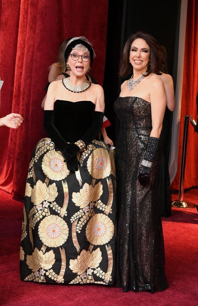 Rita Moreno y Fernanda Luisa Gordon, en la alfombra roja de esta edición de los Oscar