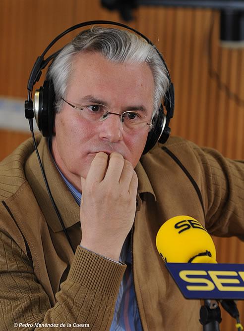 En la imagen, el juez Baltasar Garzón en los estudios de la Cadena SER en enero de 2008.