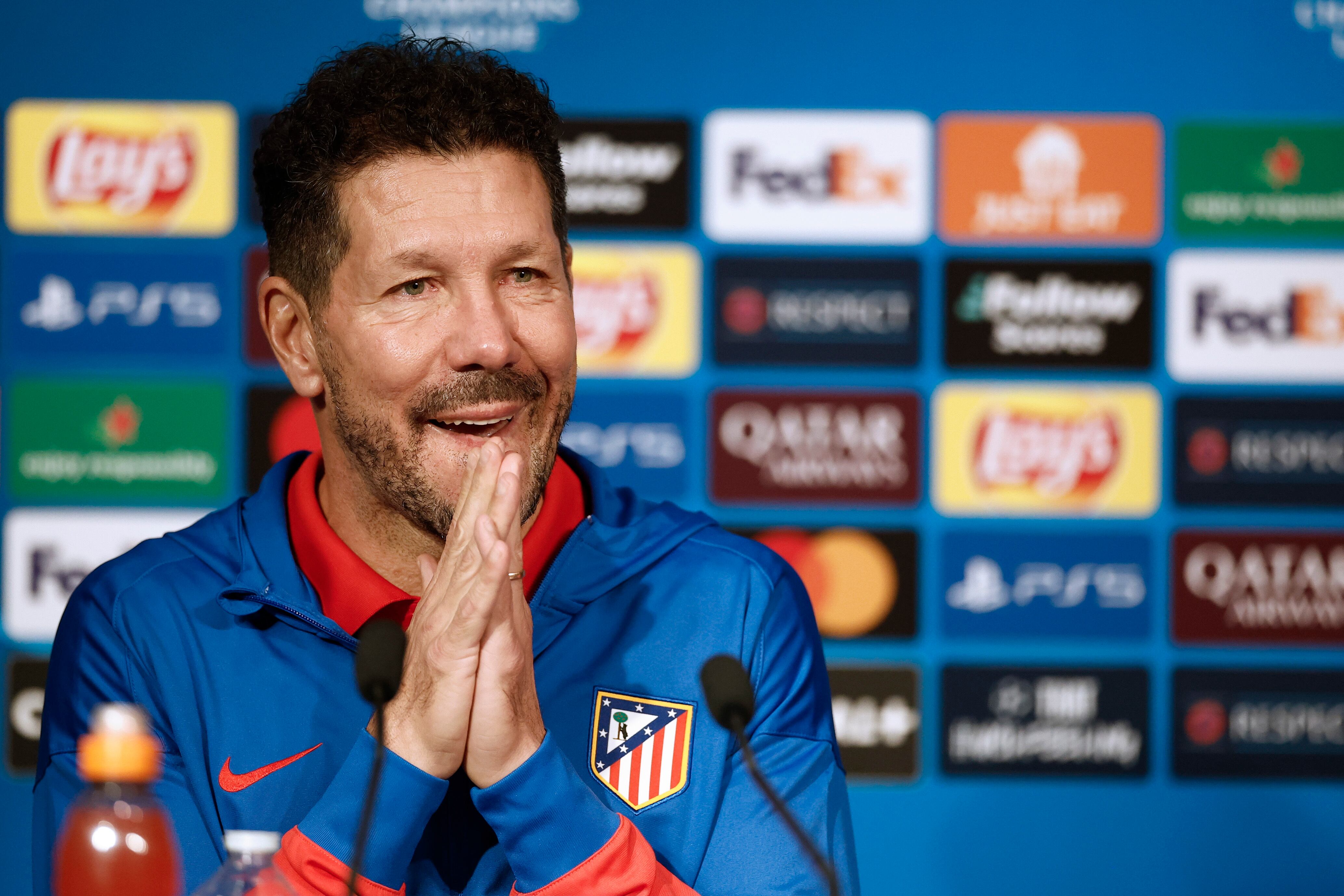 Simeone niega interés del PSG en él, pero se rinde al equipo de Luis Enrique: "Me encanta cómo juegan"