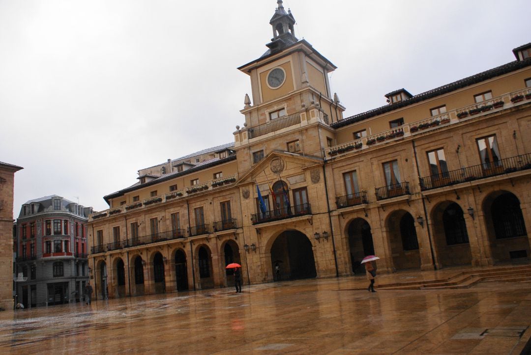 Fachada del Ayuntamiento de Oviedo (Archivo)