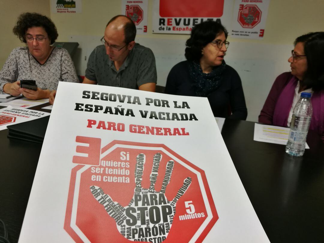 El paro se convoca en los 208 municipios de la provincia de Segovia