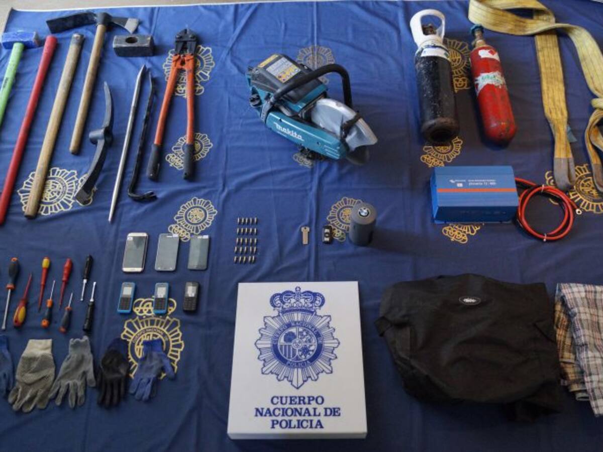 Tres detenidos por cometer 26 delitos en mes y medio