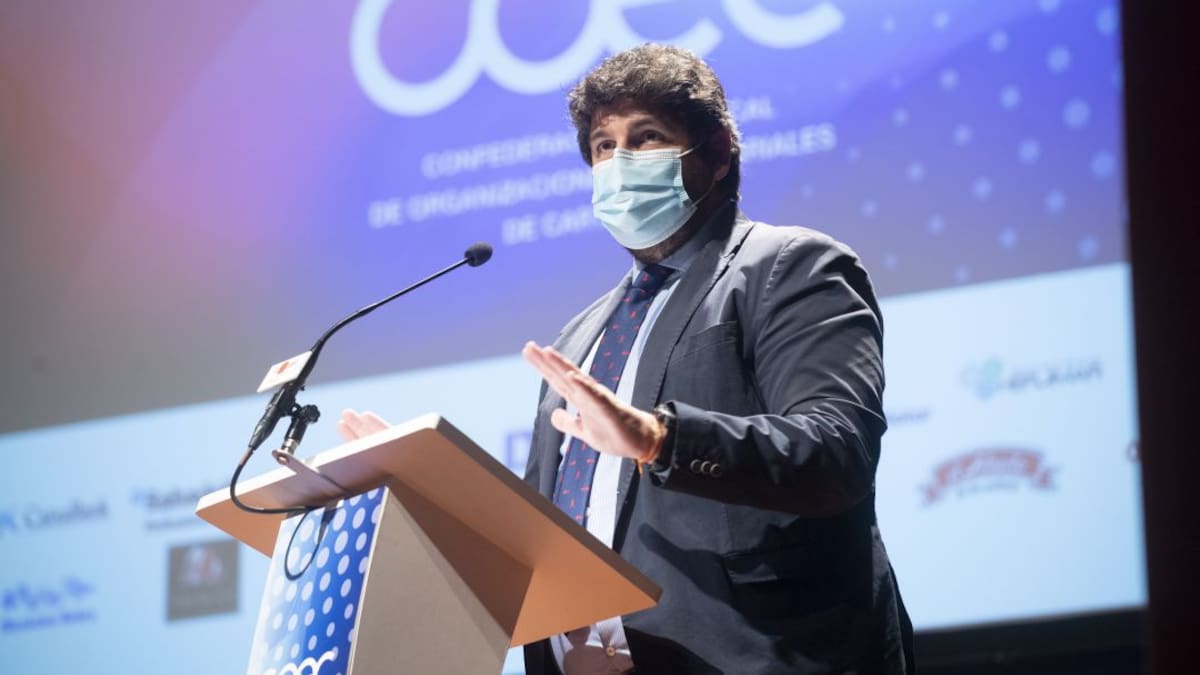 Miras critica a Sánchez por su anuncio sobre las mascarillas y cree que coincidirá con los indultos