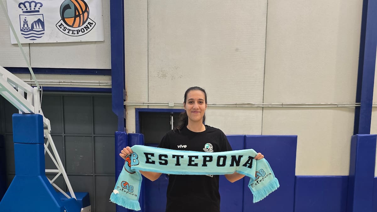 La ala-pívot Lucía Rodríguez nuevo fichaje del CAB Estepona