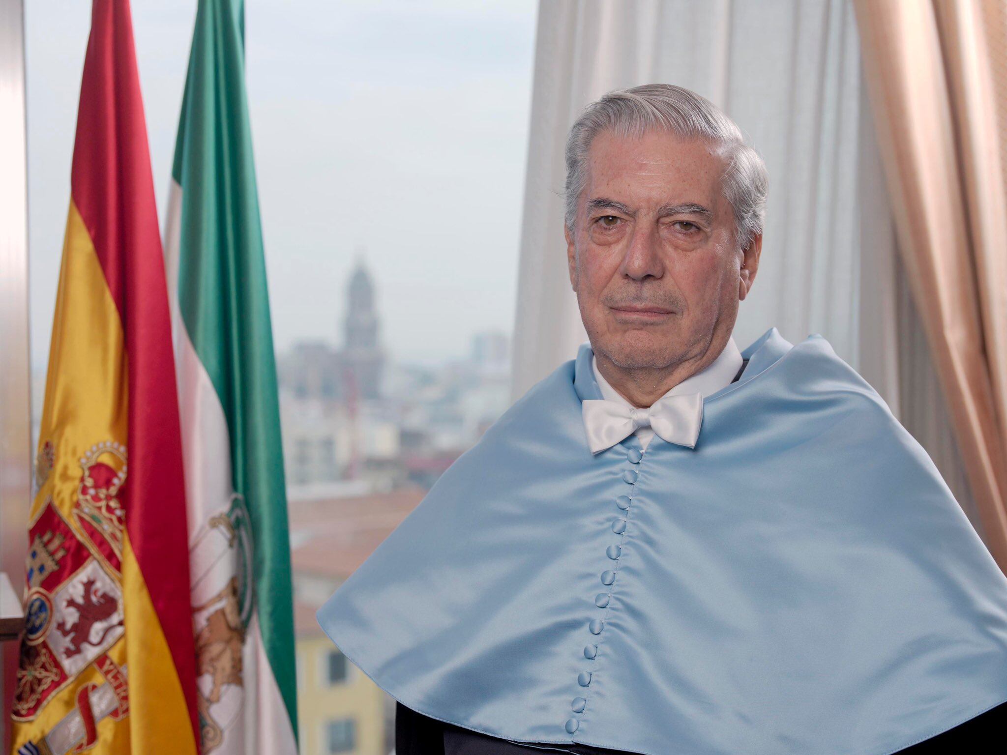 Mario Vargas Llosa fue investido como doctor honoris causa por la UMA en 2007 (Universidad de Málaga).