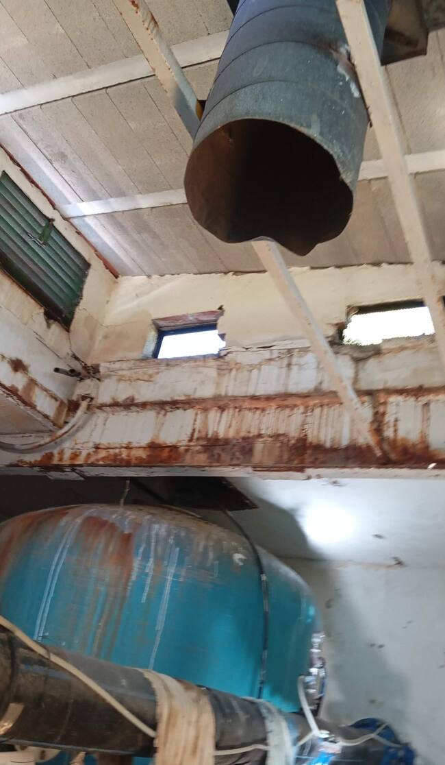 Maquinaria del foso de la piscina