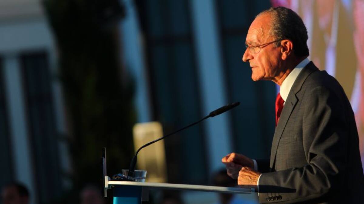 De la Torre mantendrá en su lista a Pérez de Siles, Porras, Conde, Florido y Avelino