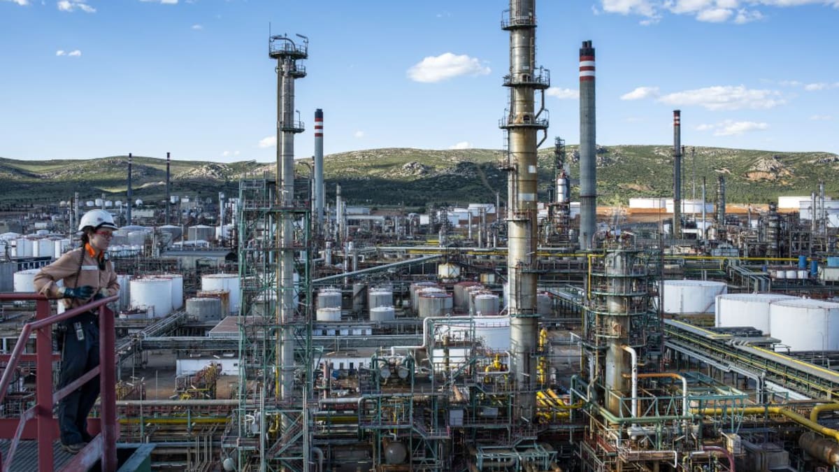 Desde 2010, Repsol Puertollano ha reducido un 23% sus emisiones de CO2 a la atmósfera