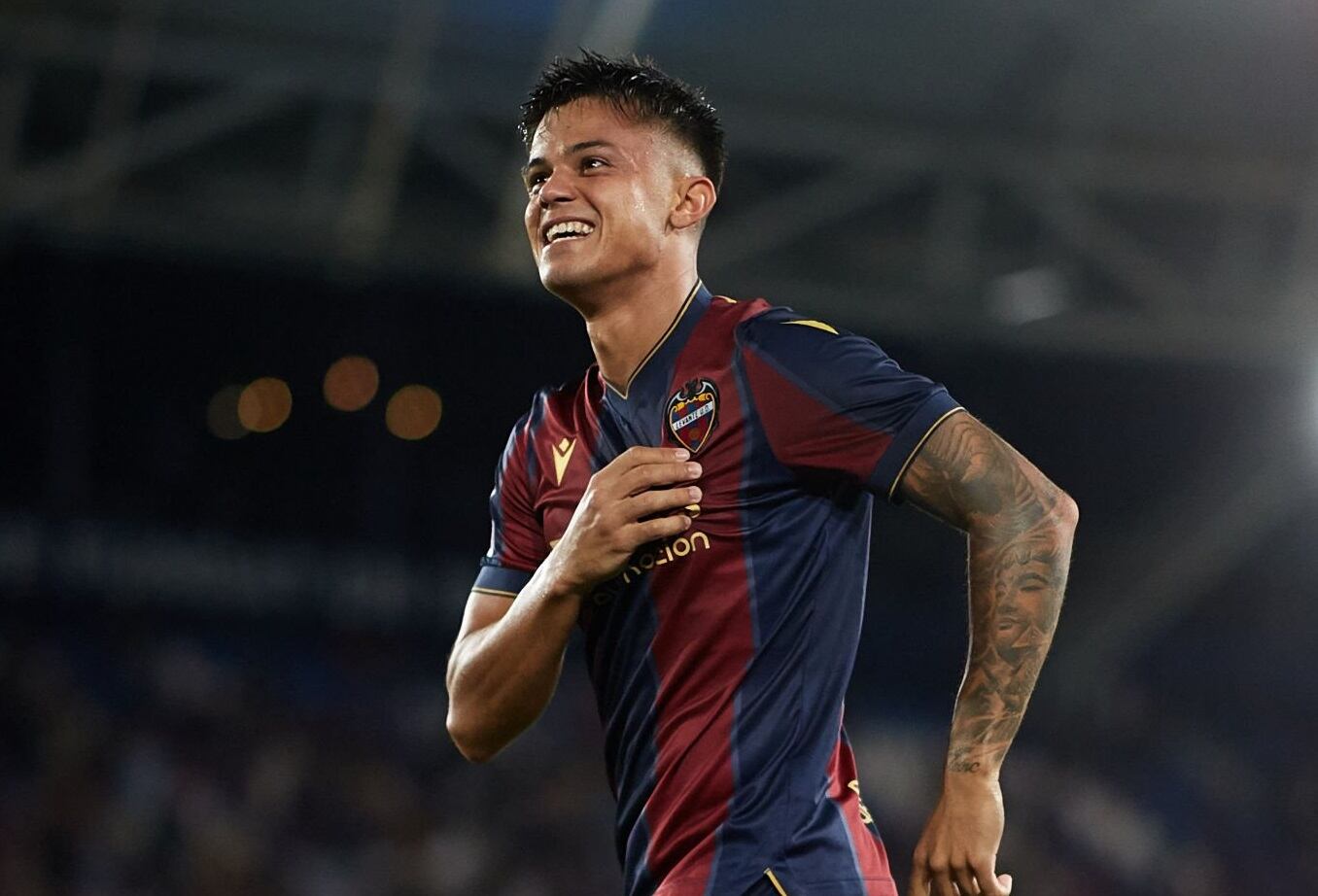 Roger Brugue of Levante UD celebrates after scoring their side&#039;s second goal during the LaLiga SmartBank match between Levante UD and Villarreal CF B at Estadi Ciutat de Valencia, September 10, 2022, Valencia, Spain. (Photo by David Aliaga/NurPhoto via Getty Images)