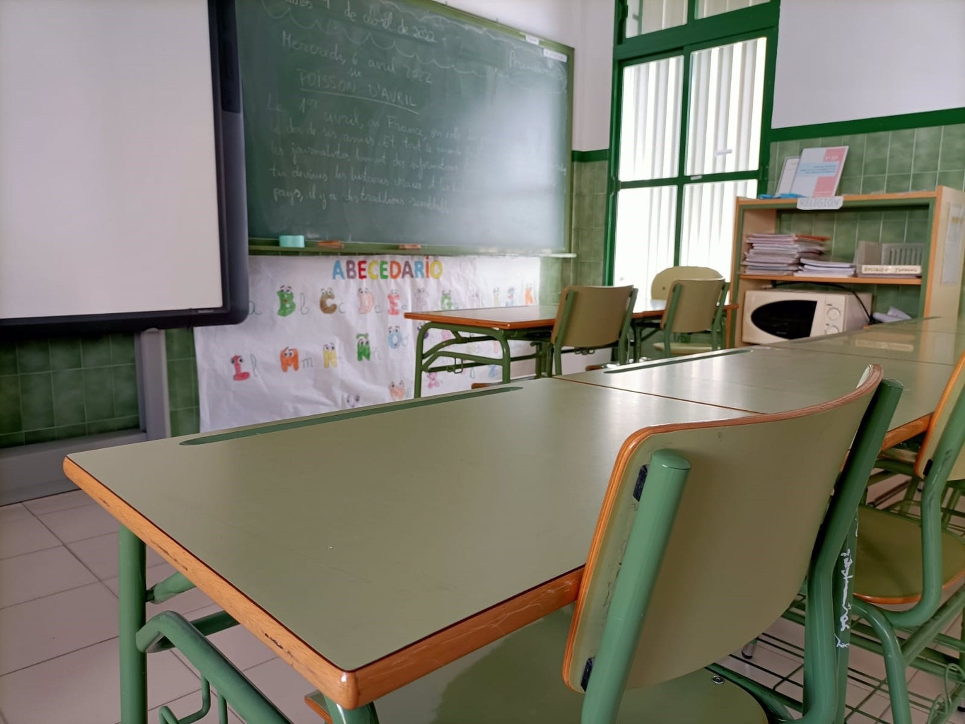 Un aula de un colegio en una imagen de archivo