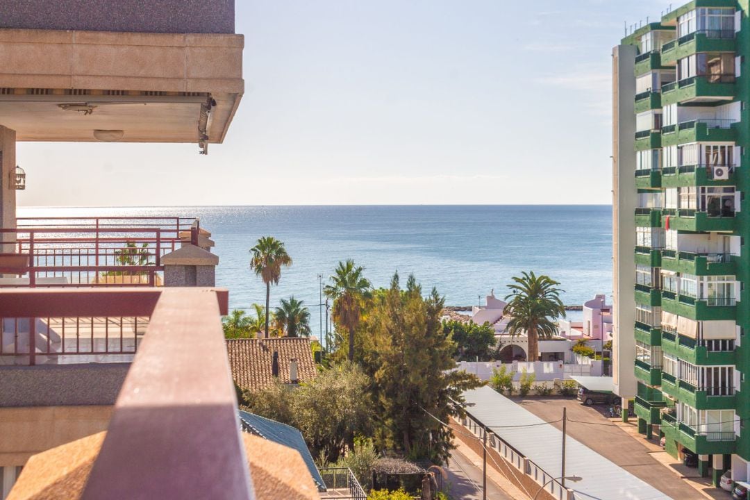 El hombre falleció al caer por el hueco de un ascensor en un apartamento de Benicàssim