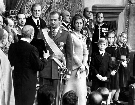 Proclamación de Juan Carlos de Borbón como rey de España  el 22 de noviembre de 1976.