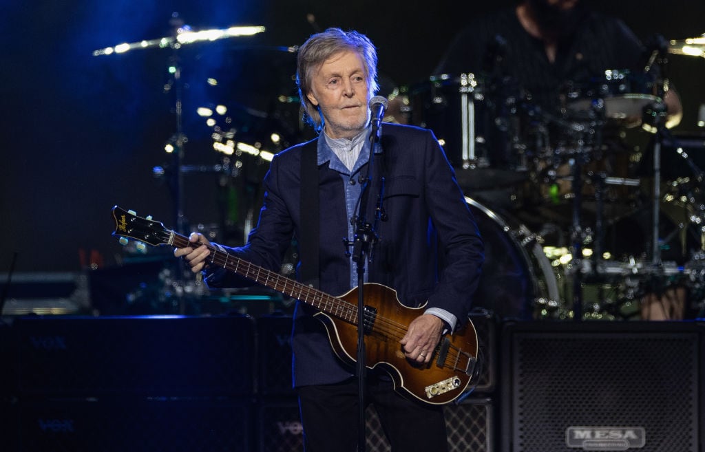Paul McCartney en el O2 Arena el 18 de diciembre de 2024 en Londres, Inglaterra.