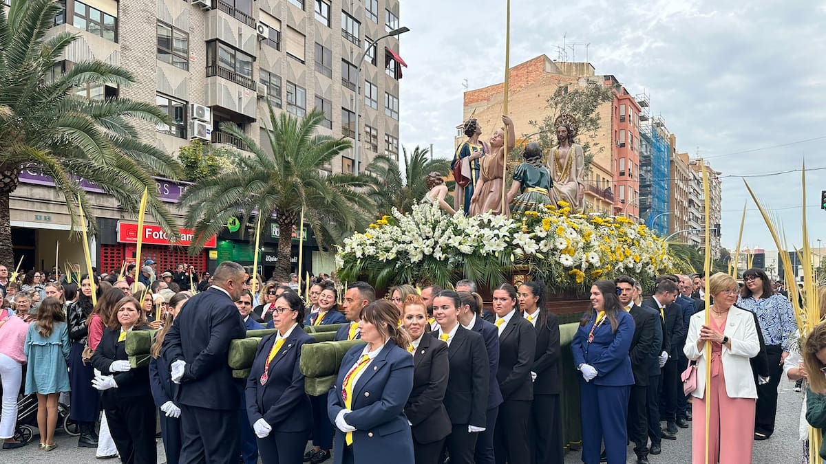 La lluvia respeta la procesión de 'La Burrita', pero el tiempo inestable continuará hasta el Miércoles Santo en la provincia de Alicante