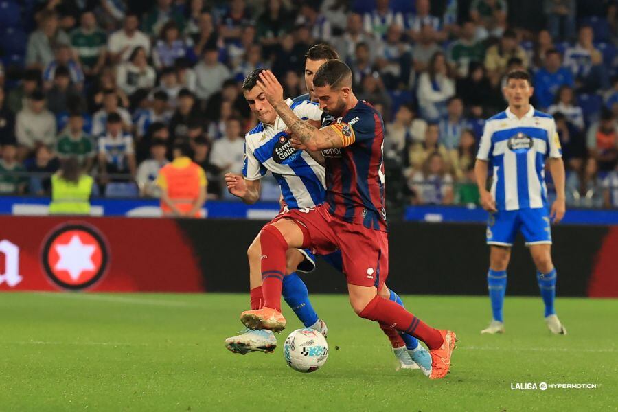 El Dépor fue muy superior a la SD Huesca