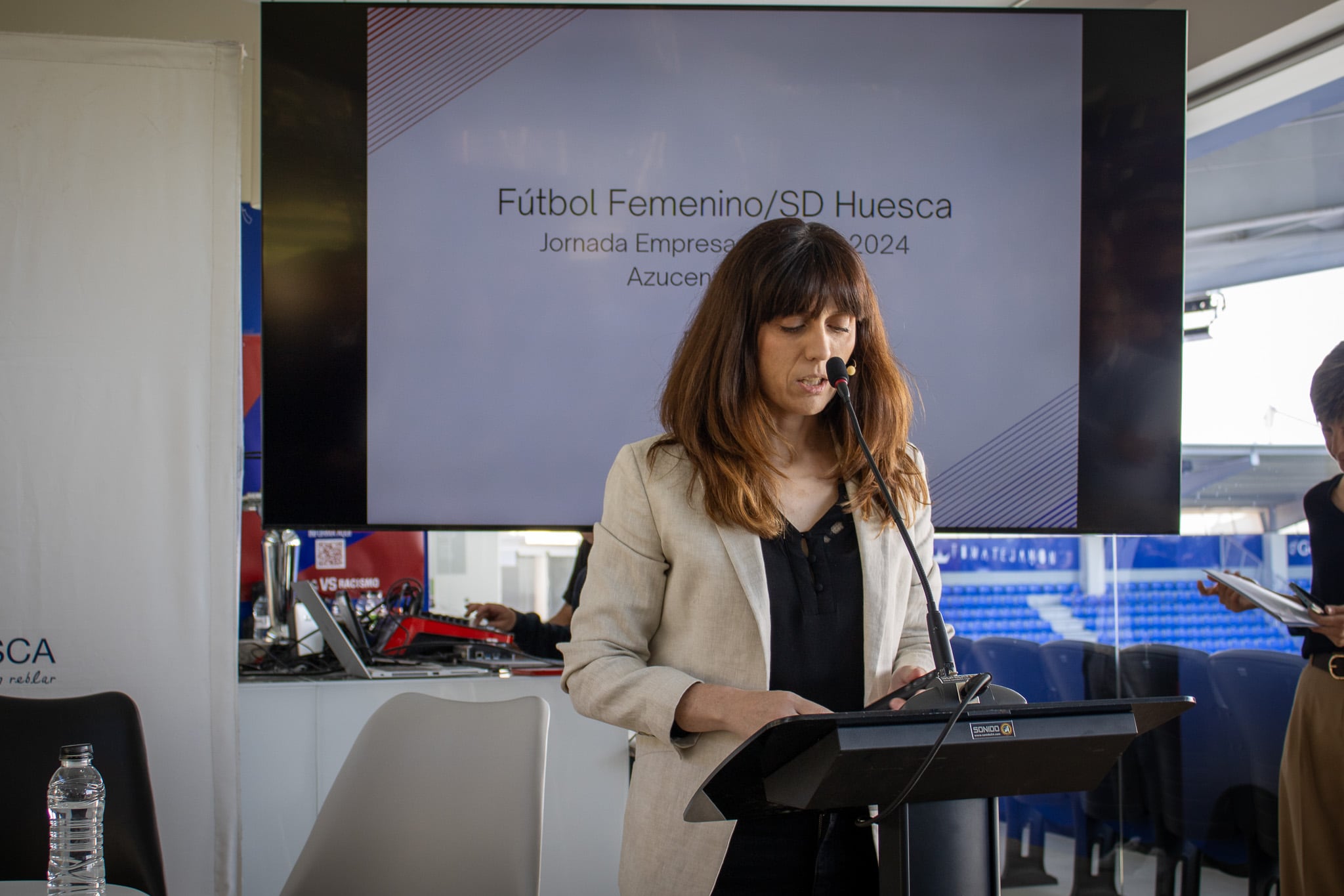 Azucena Garanto, directora de fútbol femenino de la SD Huesca