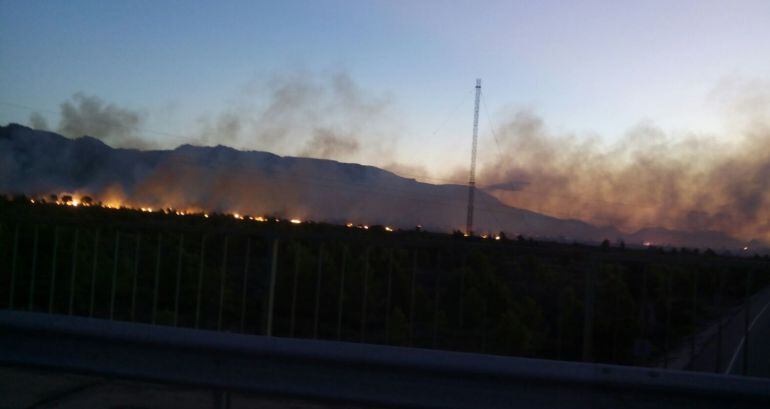 Imatge de les flames a Calafat. 