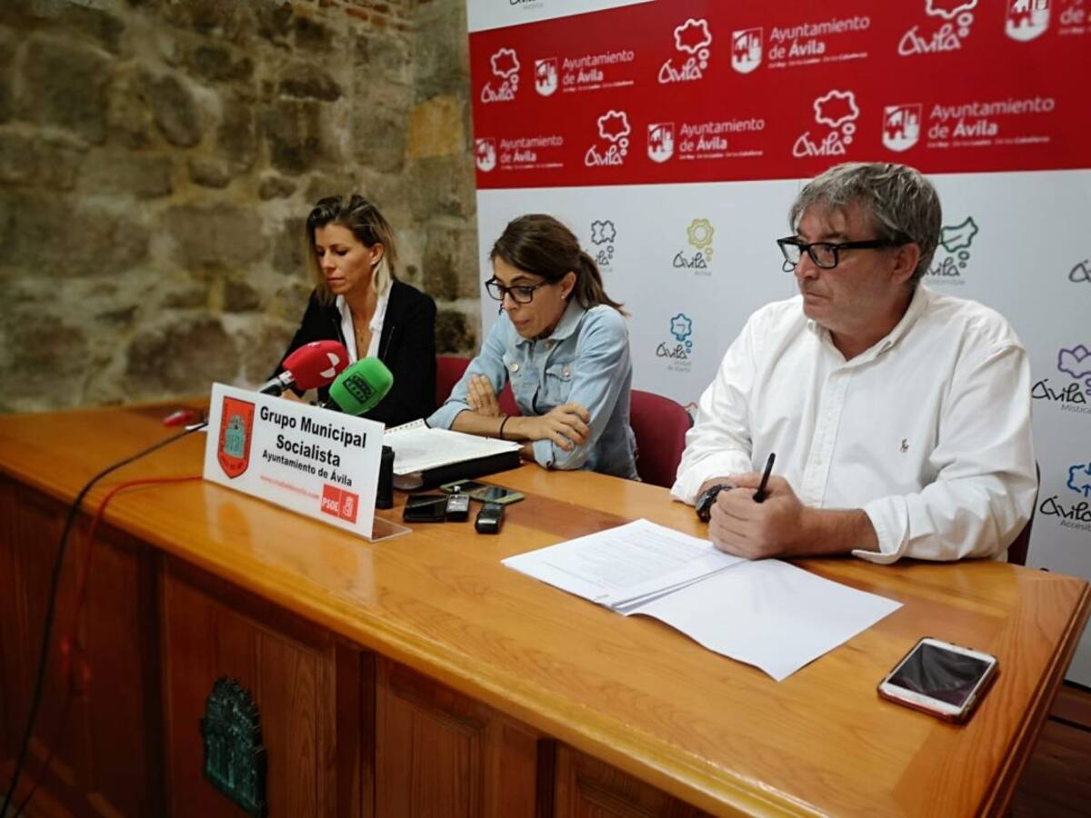 El PSOE califica de "sablazo" y "capricho político" la anunciada subida del IBI