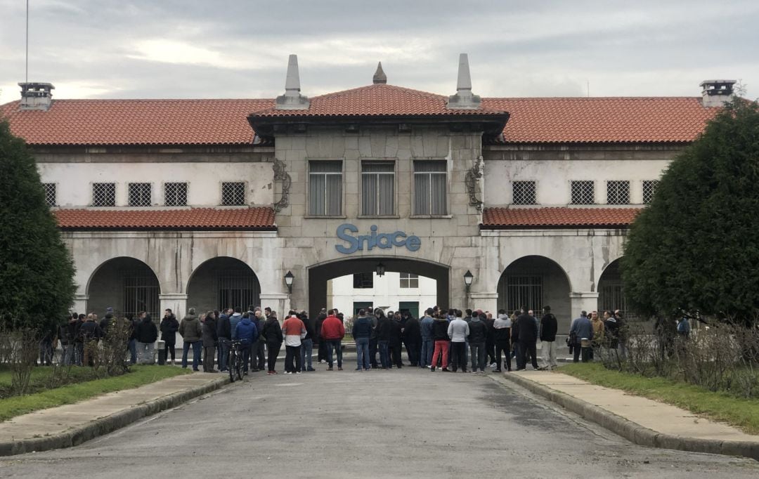 Imagen de archivo de una concentración de trabajadores de SNIACE.