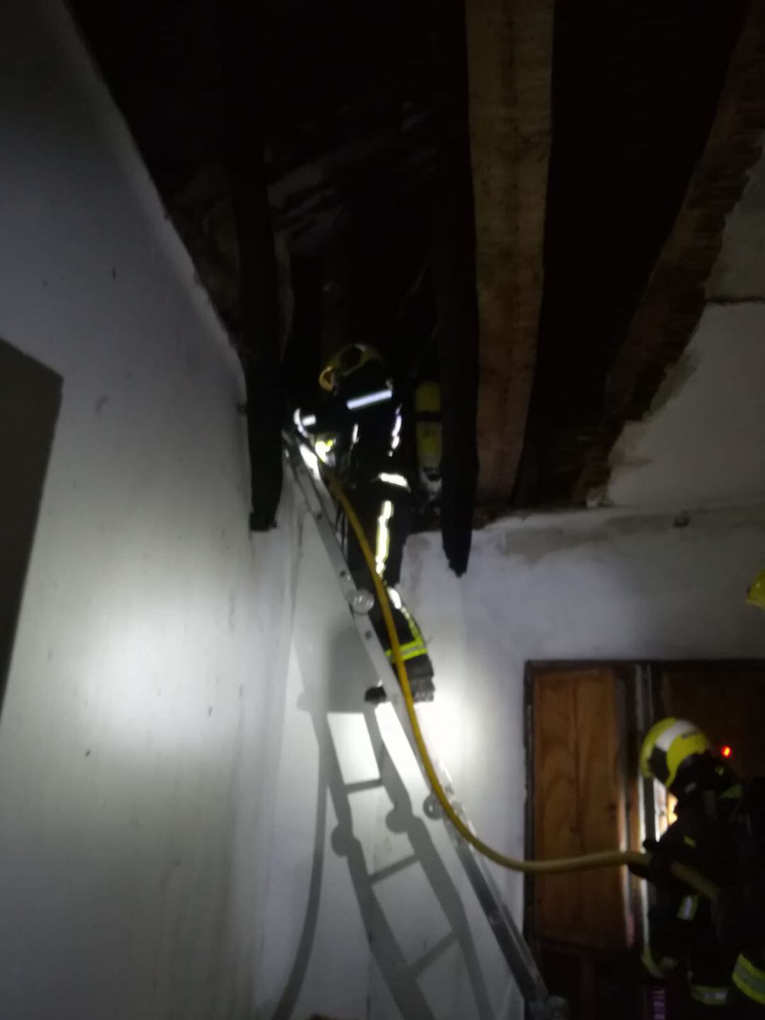 Incendio en una vivienda de Iniesta