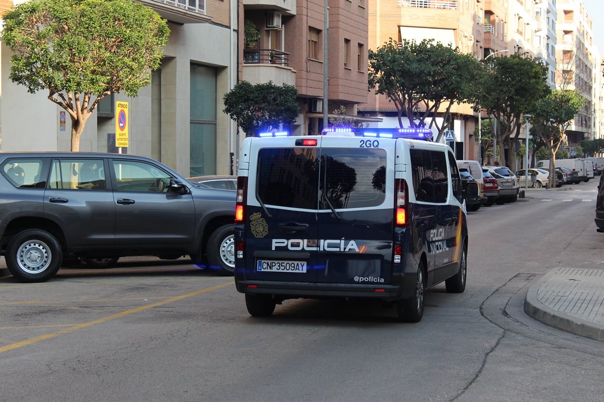 Furgón de la Policía Nacional de Gandia