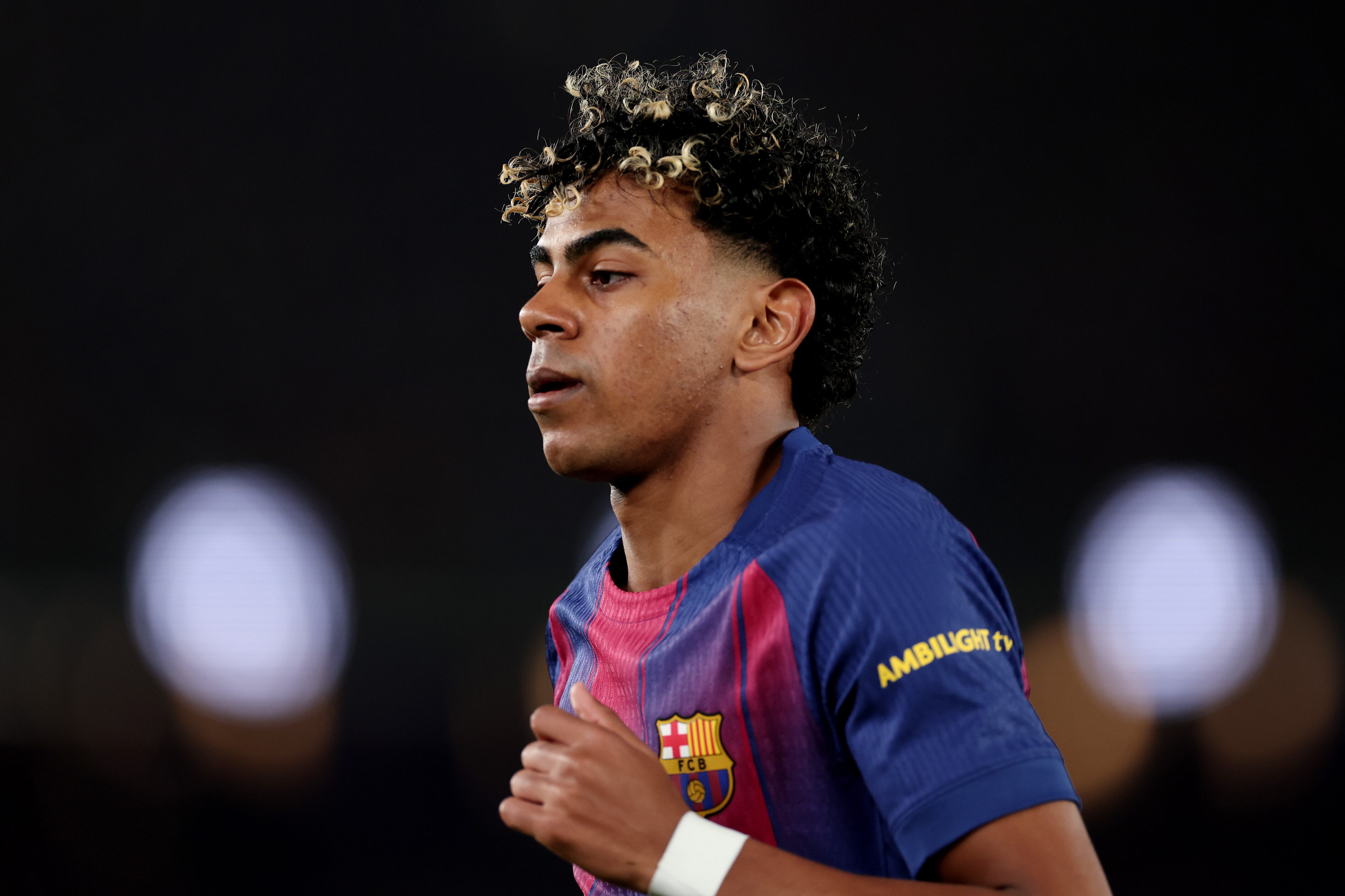 Lamine Yamal durante el partido de vuelta frente al Atleti en Copa del Rey