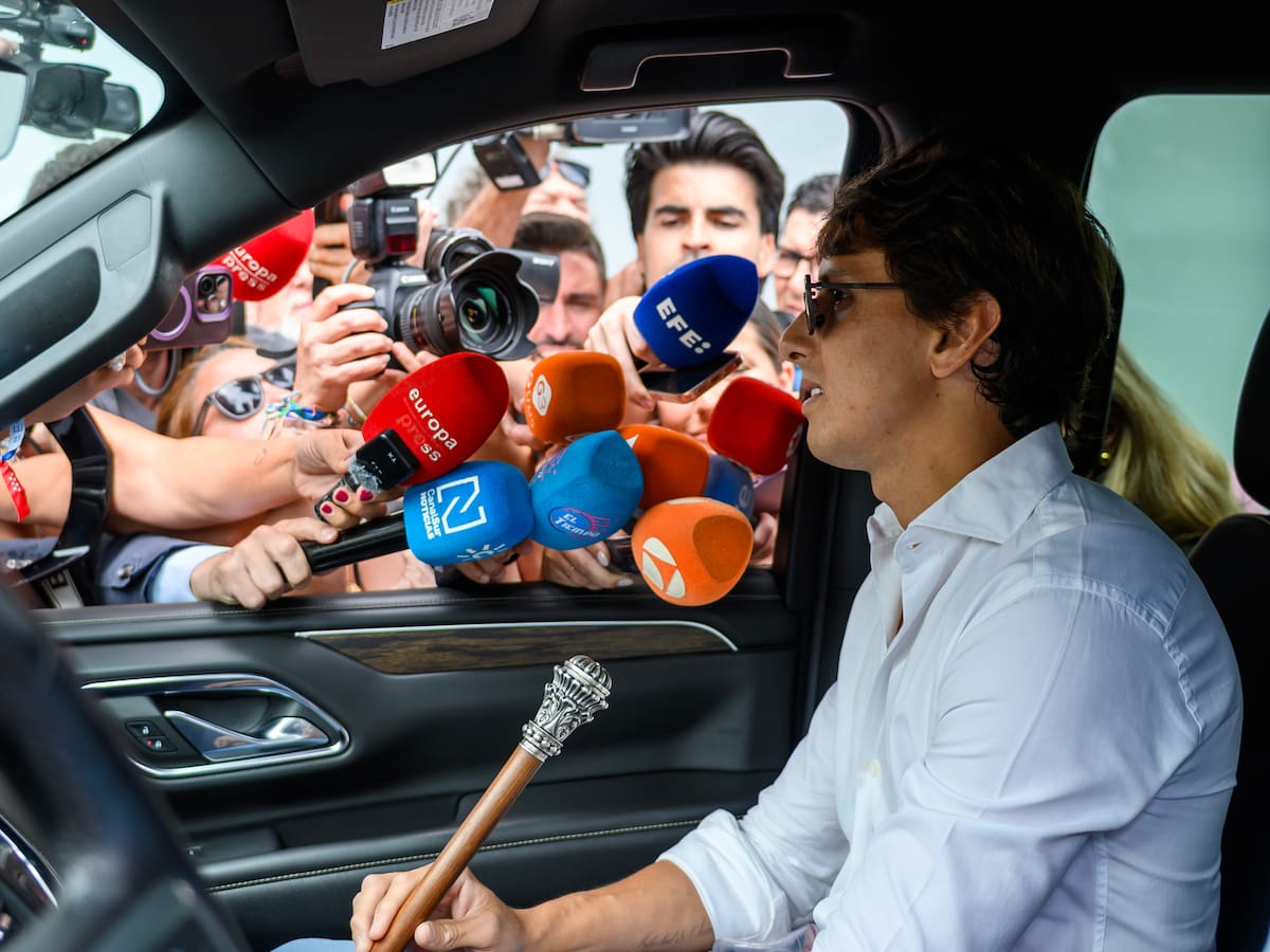 Roca Rey recibe el alta hospitalaria: "Ahora viene la parte dura de la recuperación"