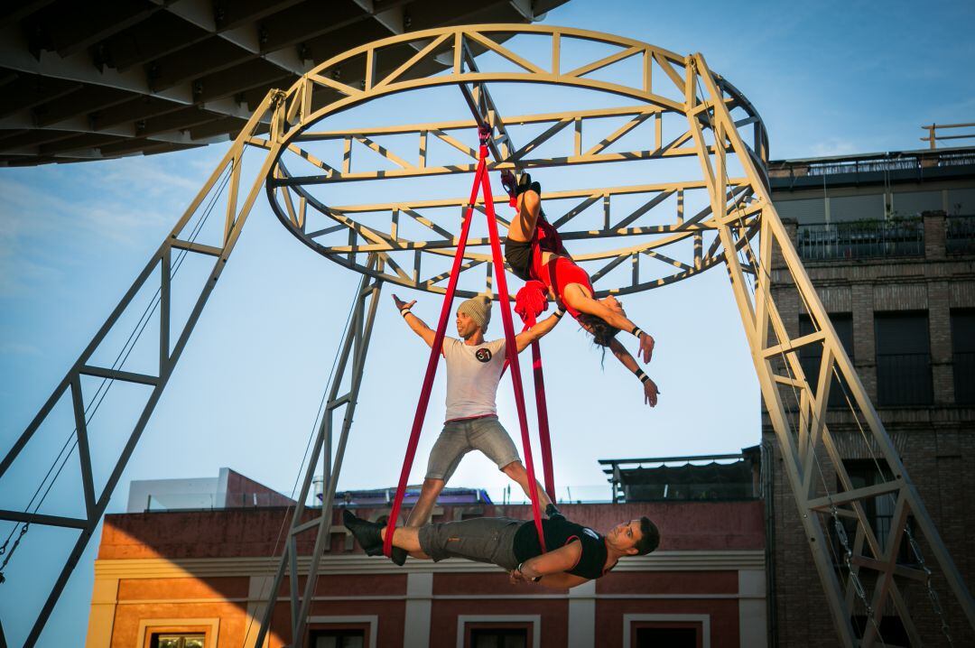 Alas Circo Teatro presentará en la plaza de San Pablo su espectáculo ‘3 en 1’ el martes, 23 de julio a las 21:00 horas