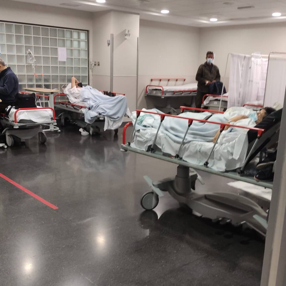 Los sindicatos denuncian una vez más la saturación de urgencias de Son Espases