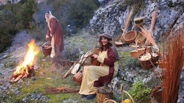 Recreación de oficios tradicionales por los vecinos.