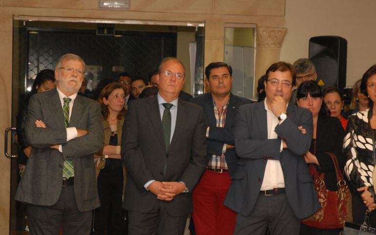 Asitentes al encuentro de la SER en la presentación del libro sobre Extremadura